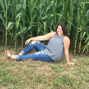 Meet your Posher, Marisa